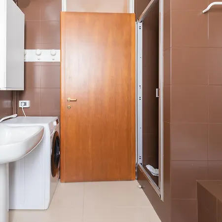 Joivy Welcoming Flats By Daire *