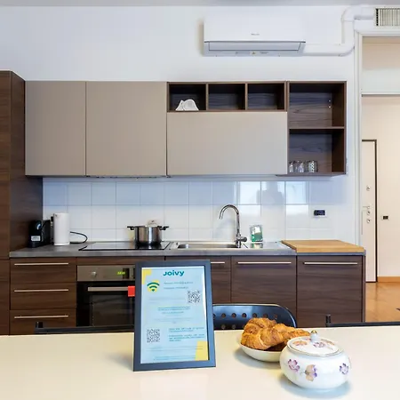 Joivy Welcoming Flats By Como