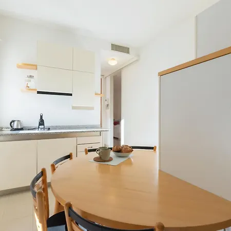 Joivy Welcoming Flats By Como