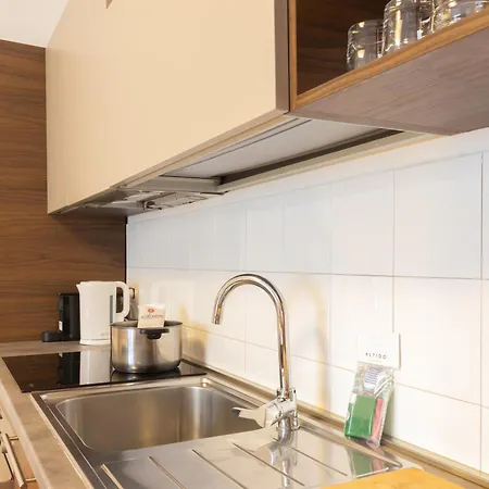 Joivy Welcoming Flats By * Комо