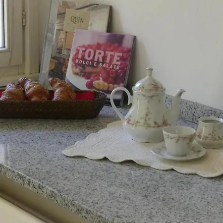 Joivy Welcoming Flats By *