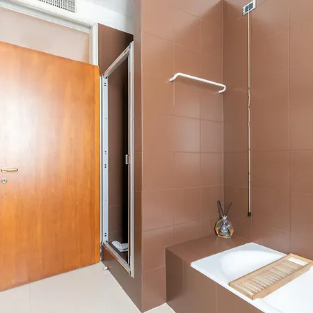 Joivy Welcoming Flats By * Como